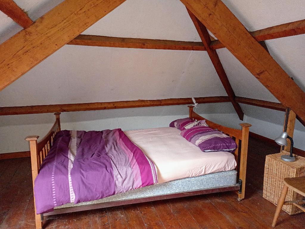 3 Bedroom Semi-Detached for Sale in Newcastle Emlyn, SA38 9EF