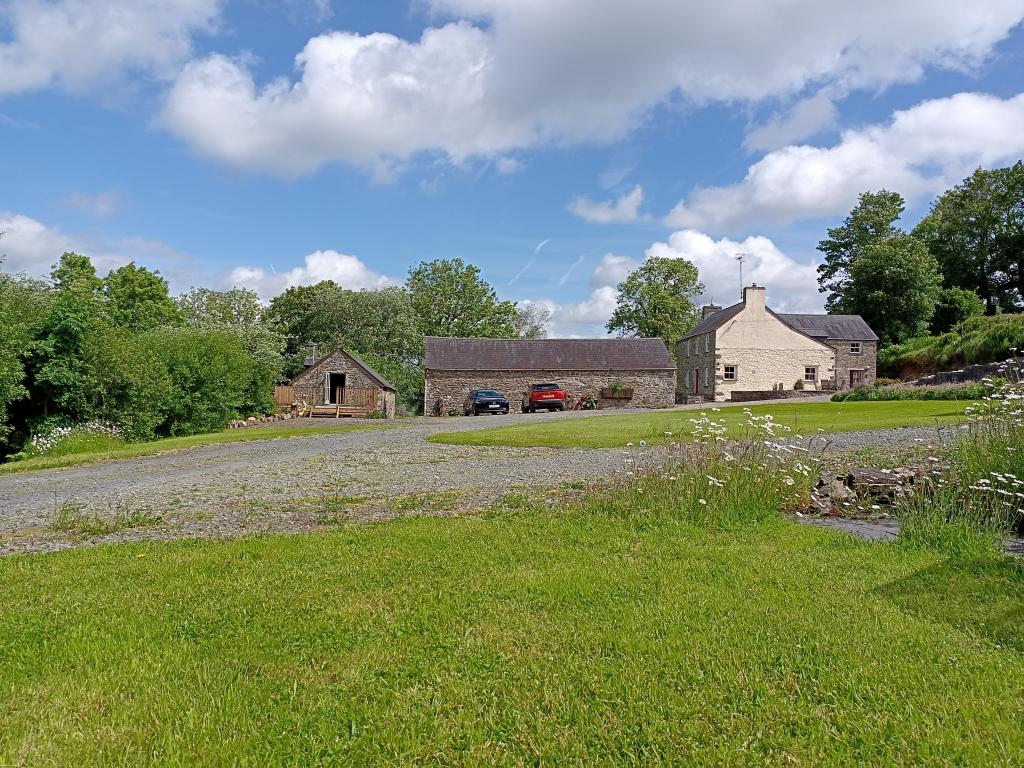 7 Bedroom Farmhouse And Cottage With Land for Sale in Llandysul, SA44 4RT
