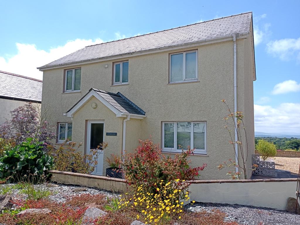 3  Bed Detached House Property to Rent in Coed y Bryn, Llandysul, SA44 5LH